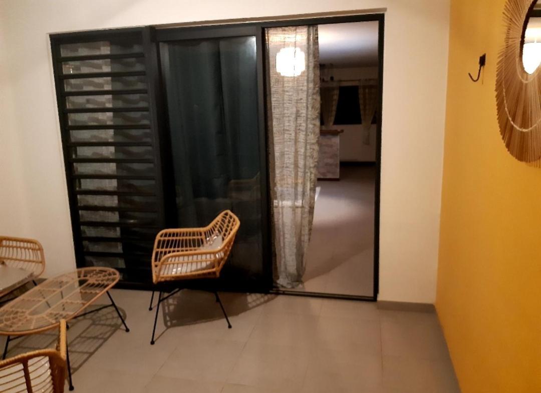 Emeraude Cayenne Extérieur photo